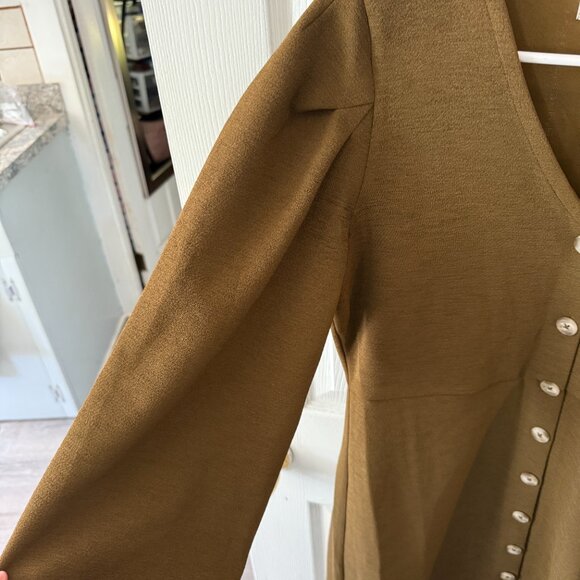 Madewell (Texture & Thread) V-Neck dress - Picture 3 of 6